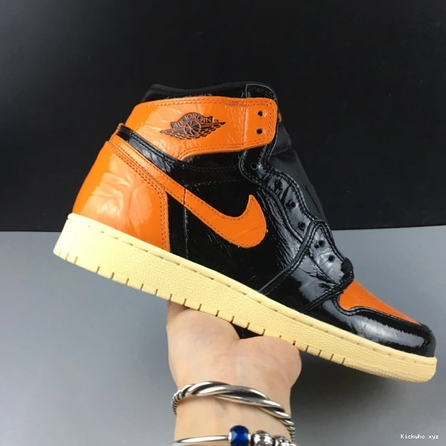 3.0 Shattered High 1 555088-028 - Jordan Retro Air Backboard 0810